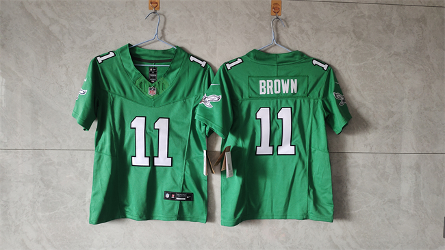 Women's Philadelphia Eagles #11 A. J. Brown Kelly Green 2023 F.U.S.E. Vapor Untouchable Limited Stitched Football Jersey(Run Small)