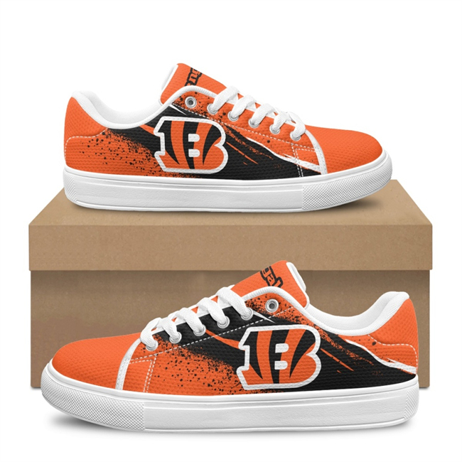 Men's Cincinnati Bengals Low Top Casual Sneakers Shoes 001 Men's Cincinnati Bengals Low Top Casual Sneakers Shoes 001