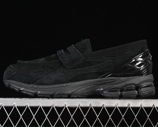 New Balance 1906L Black Suede U1906LNT Sneaker
