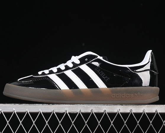 adidas Gazelle Indoor Sneakers Original Core Black/ Cloud White/ Core Black JQ8124
