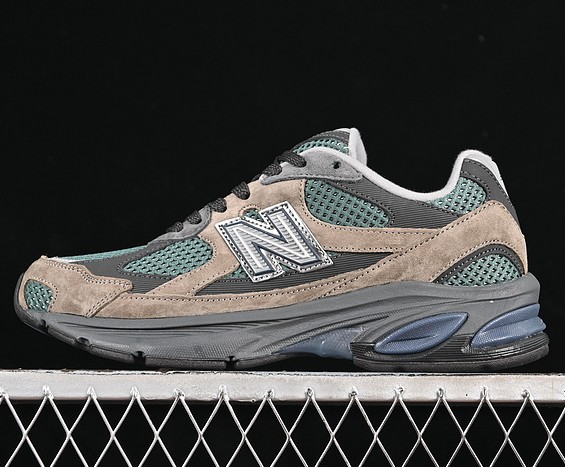 U2010AGY New Balance 2010 Dockside Indigo Classic Versatile Sneaker