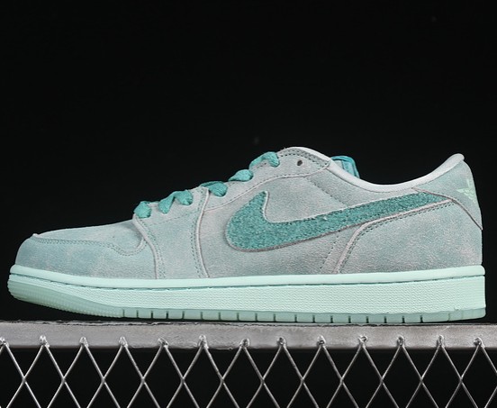 Air Jordan 1 Retro Low OG Washed Teal HQ8111-300 (Women's USW5.5-8 Men's US7-12) Sneaker