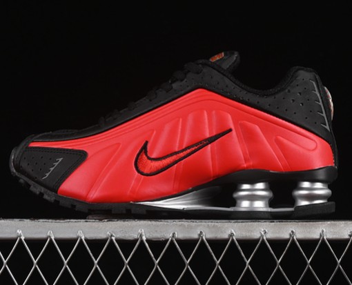 Nike Shox R4 University Red Black Metallic Silver HQ1988-600 (WMNS USW 5.5-8 Men's US 7-11) Sneaker