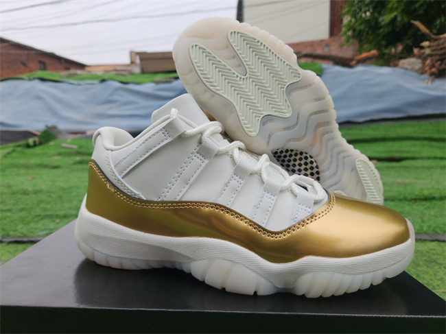 Women's Running weapon Air Jordan 11 White Gold Shoes 034