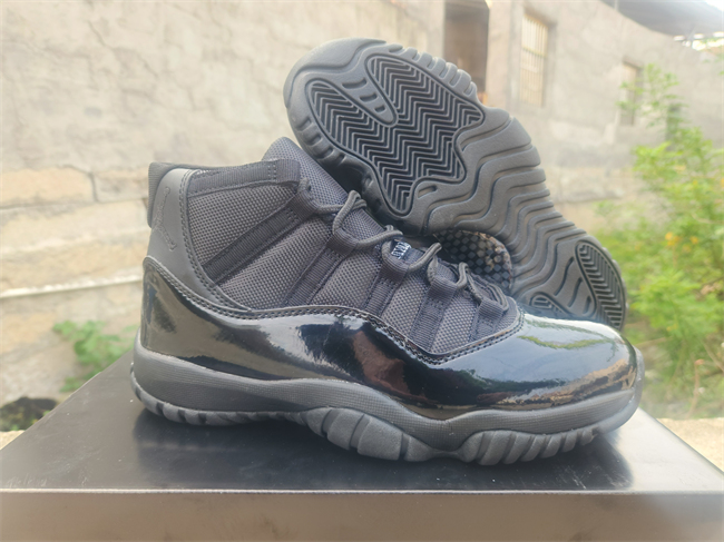 Men's Running weapon Air Jordan 11 Black Shoes 132